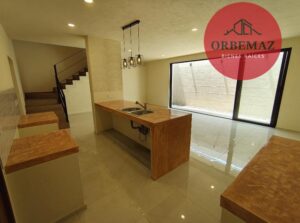 Casa en venta, calle Otilio León Pérez, Sabina; Villahermosa, Tabasco