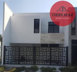 Casa en Venta, Fraccionamiento Lomas de Ixtacomitán, 2da Sección, Tabasco