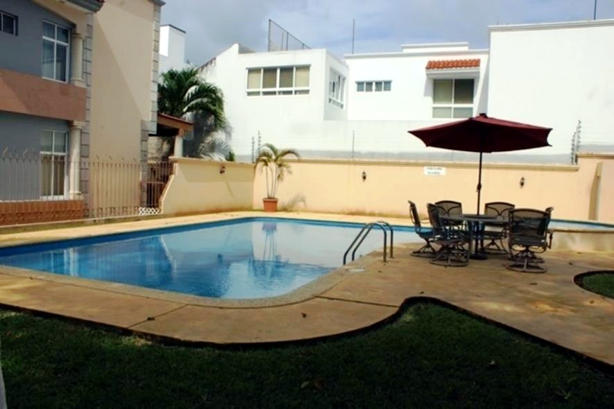 Casa en renta, privada Real de