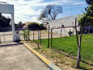 Terreno en renta, El Palmar, carretera Cárdenas Villahermosa, Tabasco. Cercado