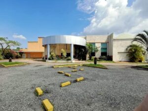 Salón en renta, ideal para oficinas o escuela, zona Country, Villahermosa, Tabasco.