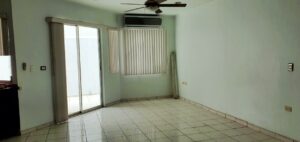 Casa en venta, fraccionamiento Real del Angel, calle Girasol; Villahermosa, Tabasco