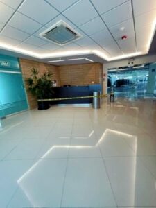 Oficina en renta, Torre Samarkanda, planta baja; Villahermosa, Tabasco