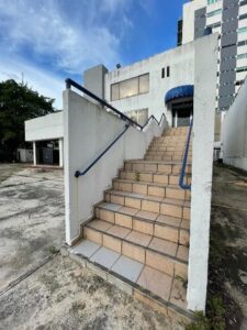 Edificio en renta, esquina Avenida Paseo Tabasco y Vía 2; Villahermosa