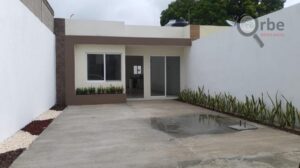 Casa en venta, calle Los Pinos, Ixtacomitán, 2da Sección; Tabasco