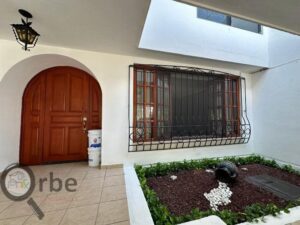 Casa en venta, fraccionamiento Framboyanes, avenida Universidad; Villahermosa Tabasco