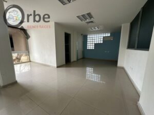 Edificio de oficinas en renta, primer piso, fraccionamiento Galaxias, Villahermosa, Tabasco 2000