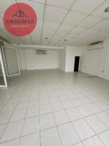 Oficinas en renta, Avenida Adolfo Ruiz Cortines, Fraccionamiento Oropeza, Villahermosa, Tabasco