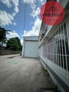 Conjunto de Bodegas con Oficinas y Terreno en Venta, Ciudad Industrial; Villahermosa, Tabasco