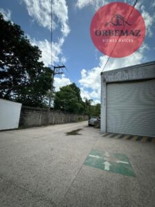 Conjunto de Bodegas con Oficinas y Terreno en Venta, Ciudad Industrial; Villahermosa, Tabasco