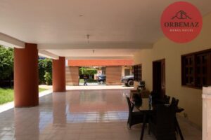 Casa comercial con terreno en renta, 8a., Avenida Nte. Poniente; Palenque, Chiapas