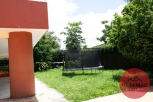 Casa comercial con terreno en renta, 8a., Avenida Nte. Poniente; Palenque, Chiapas