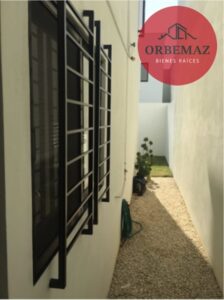 Casa en venta, Residencial Jardines de Country, Circuito Bugambilia; Villahermosa, Tabasco