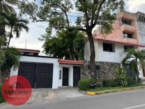 Casas y Departamento en venta, Lote 10, Paseo De Las Flores; Villahermosa, Tabasco