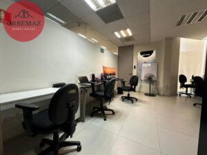 Oficina en venta, Local 2, Primer Nivel, Torre Samarkanda; Villahermosa, Tabasco