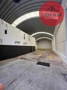 Bodega y local comercial con oficinas en renta, Primero de Mayo Villahermosa, Tabasco