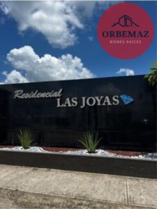 Casa en venta, Quintal, Residencial Las Joyas, Av. Reyes Católicos, Nacajuca-Villahermosa